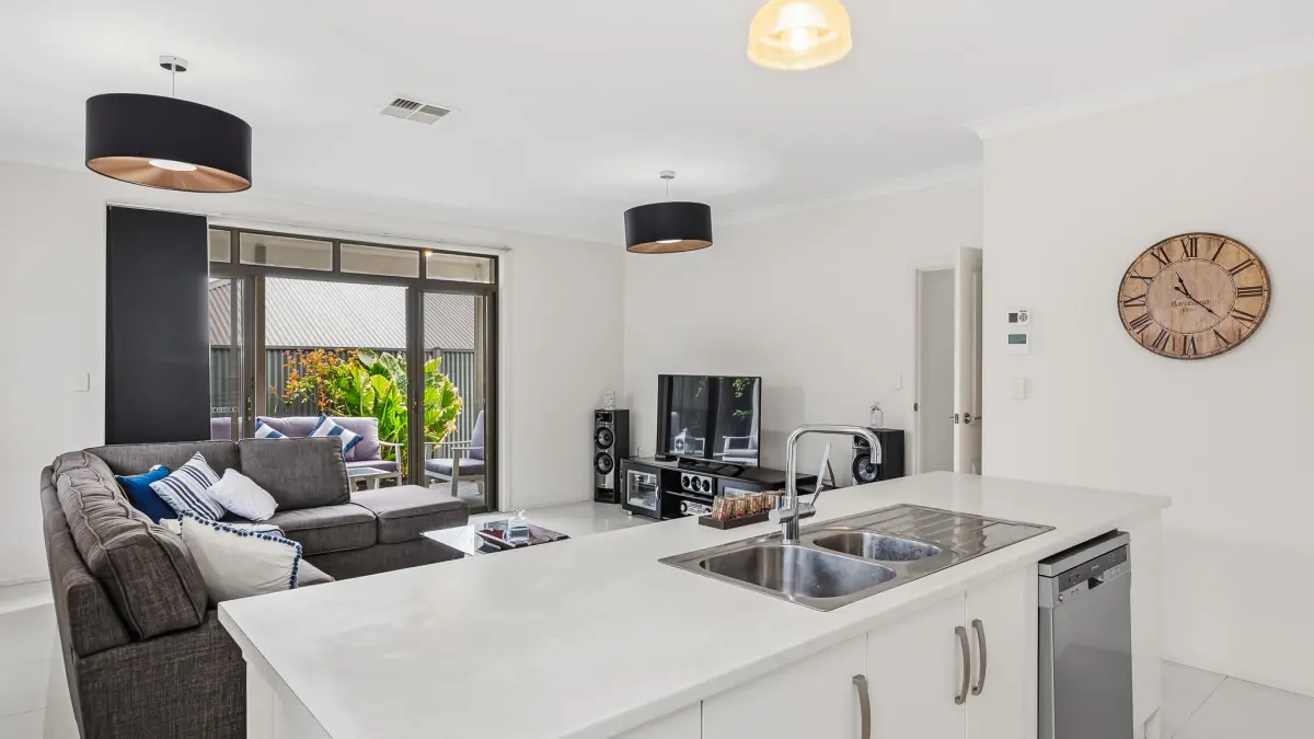 14 Brown Hill Close