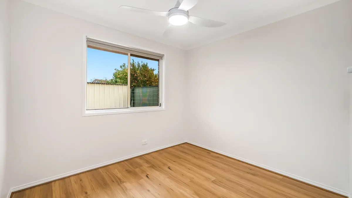 2/3 Evan Avenue