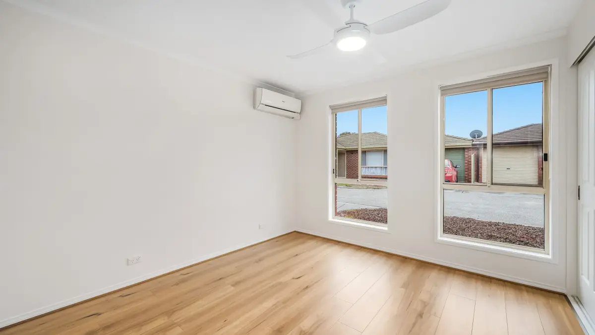 2/3 Evan Avenue