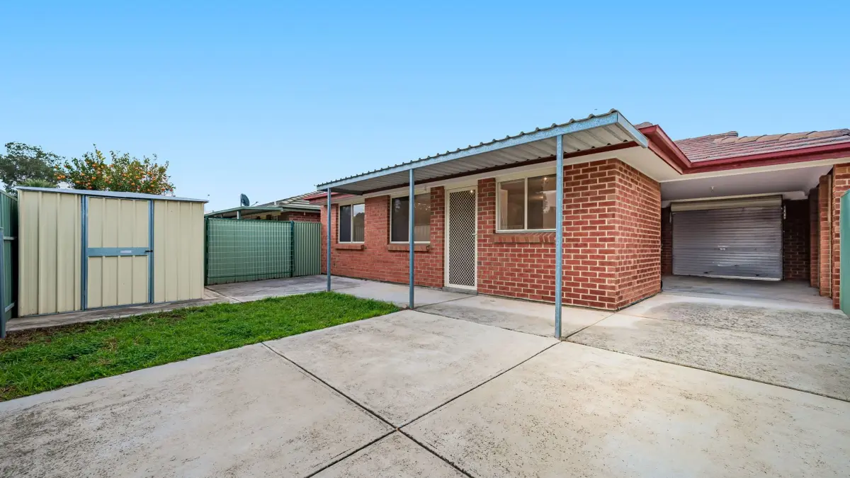 2/3 Evan Avenue