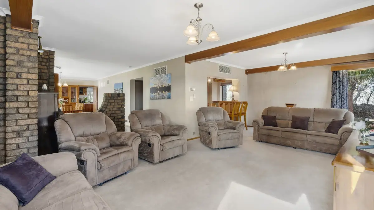 23 Old Ferry Road