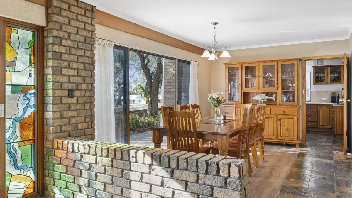 23 Old Ferry Road