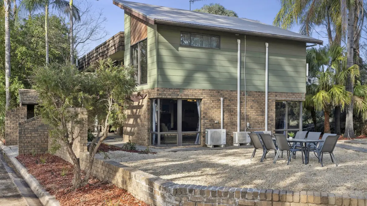 23 Old Ferry Road