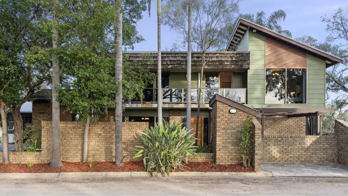 23 Old Ferry Road