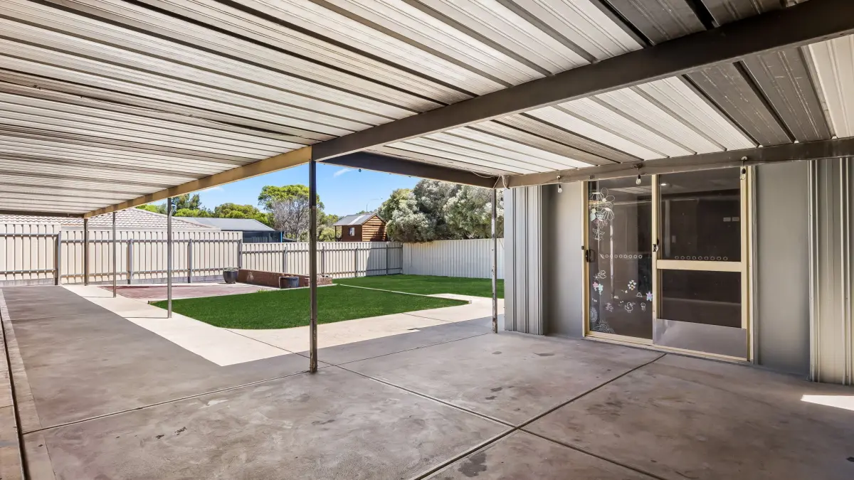 73 Carruthers Drive